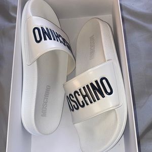 New moschino slides.